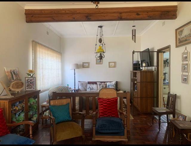 4 BEDROOM HOUSE FOR SALE IN KEMPTON PARK EXT 02